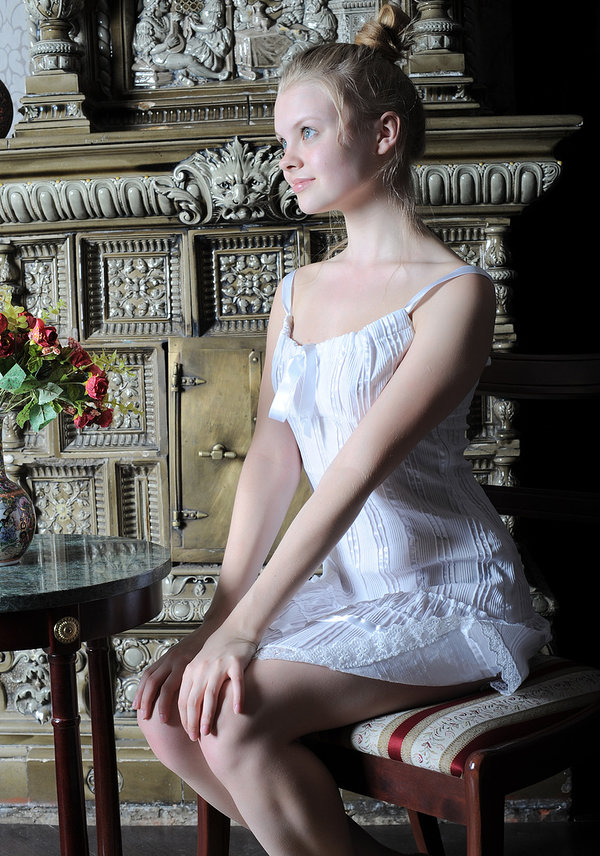 Оксана, 20 лет, 2 размер груди