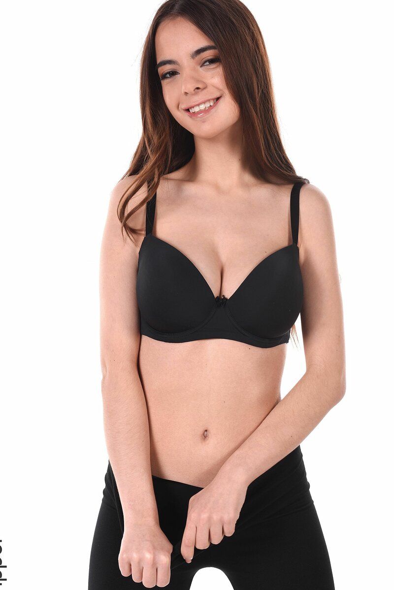 Лиса, 23 года, 5 размер груди